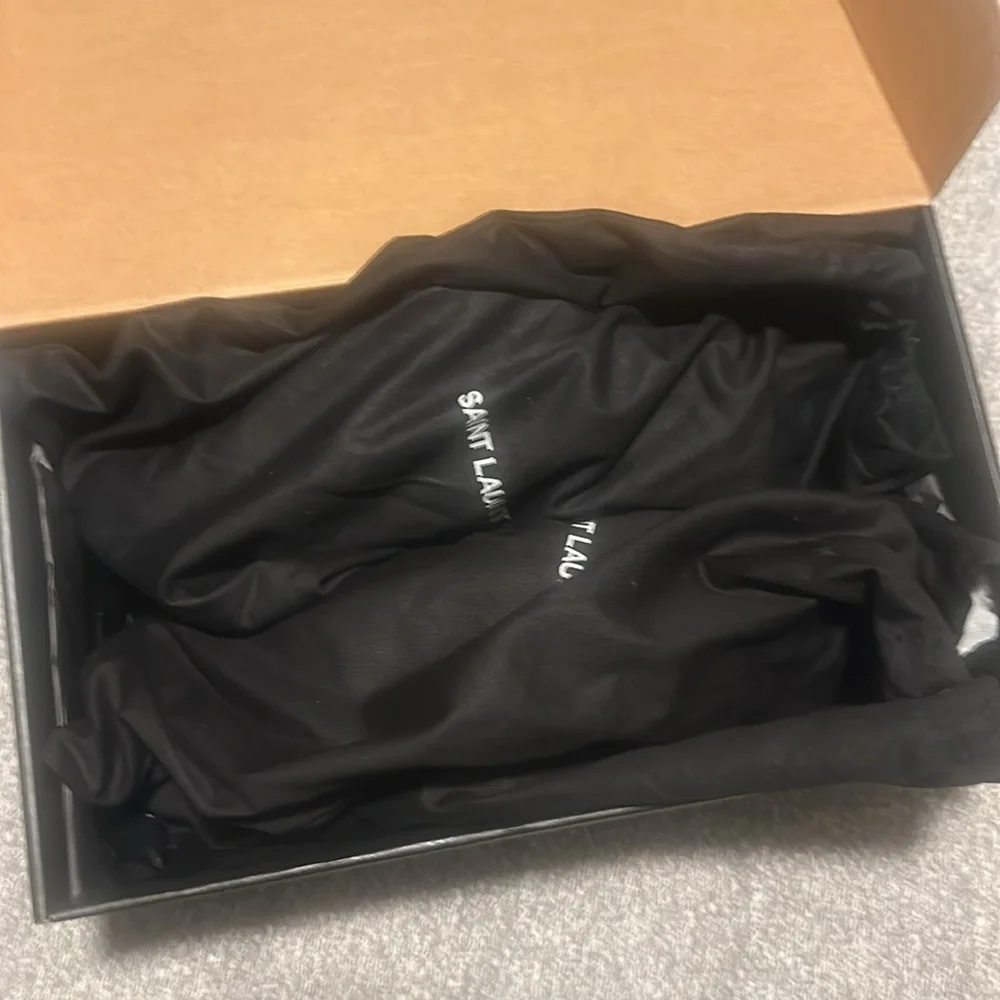 Saint Laurent Star Lux/Moon Plus - Picture 2 of 3